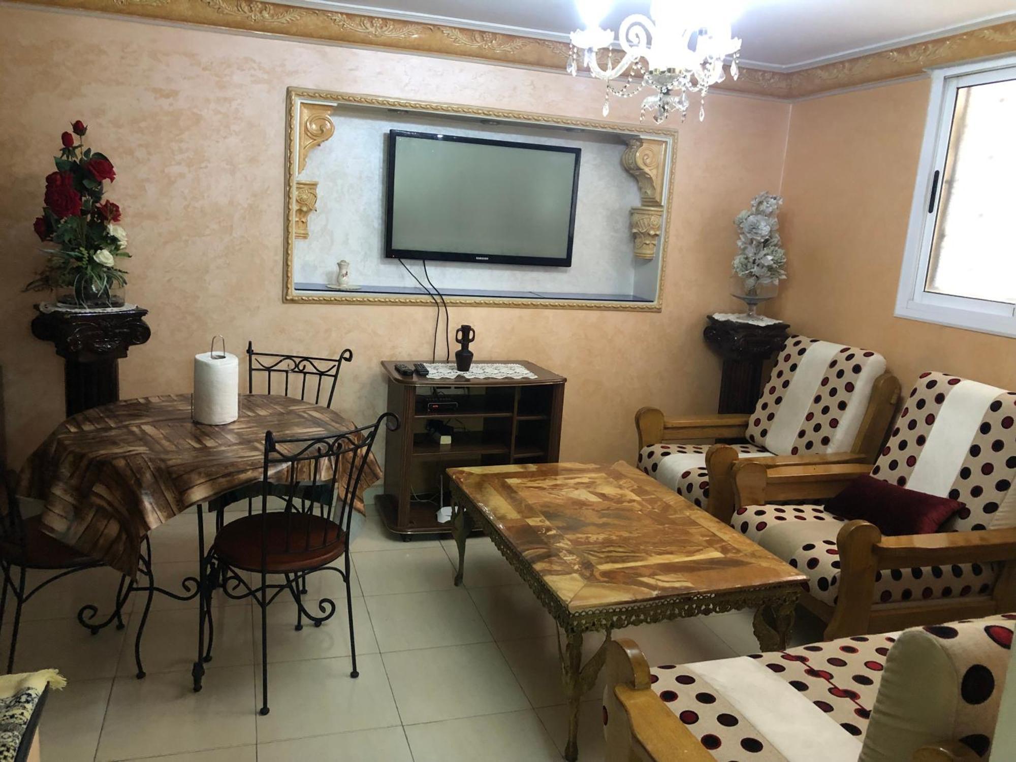شقة توجد وسط مدينة طنجة و تتوفر على كامل التجهيزات الضرورية خاصةبالعائلات Bagian luar foto